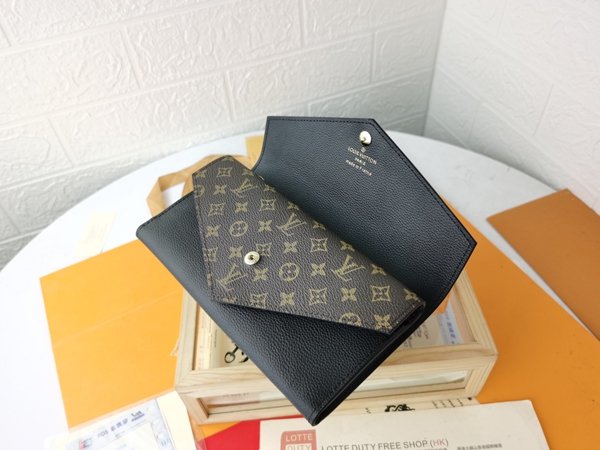 LVコピーウォレット角部分ディテール